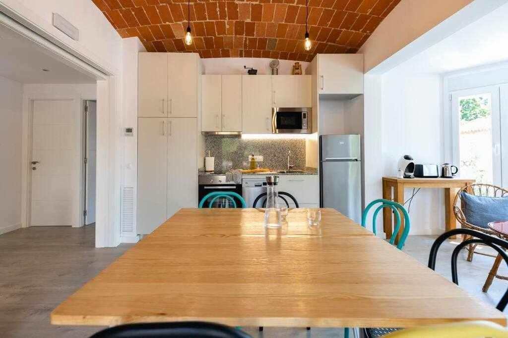 ז'ירונה Newly Renovated Room W Pool & Bikeparking מראה חיצוני תמונה