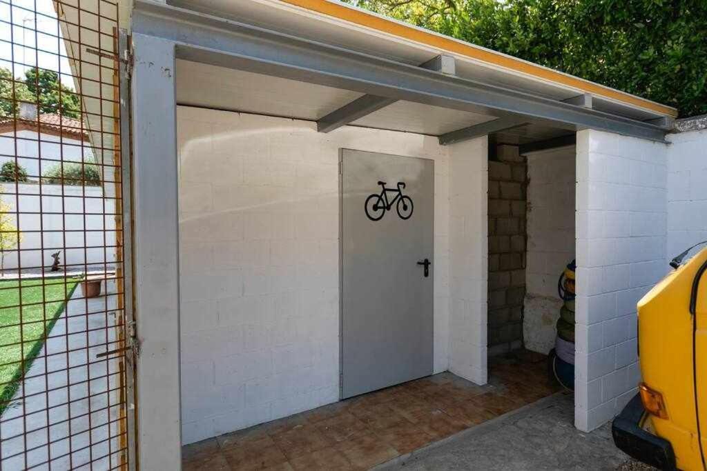 ז'ירונה Newly Renovated Room W Pool & Bikeparking חדר תמונה