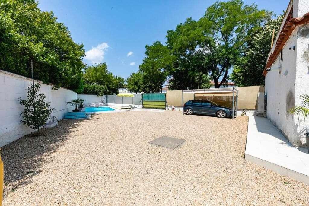 ז'ירונה Newly Renovated Room W Pool & Bikeparking חדר תמונה