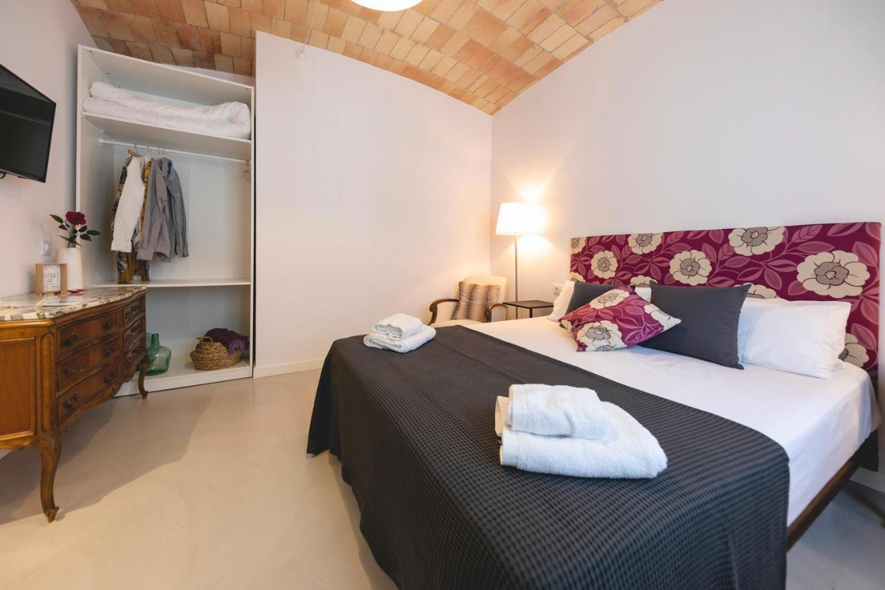 ז'ירונה Newly Renovated Room W Pool & Bikeparking מראה חיצוני תמונה