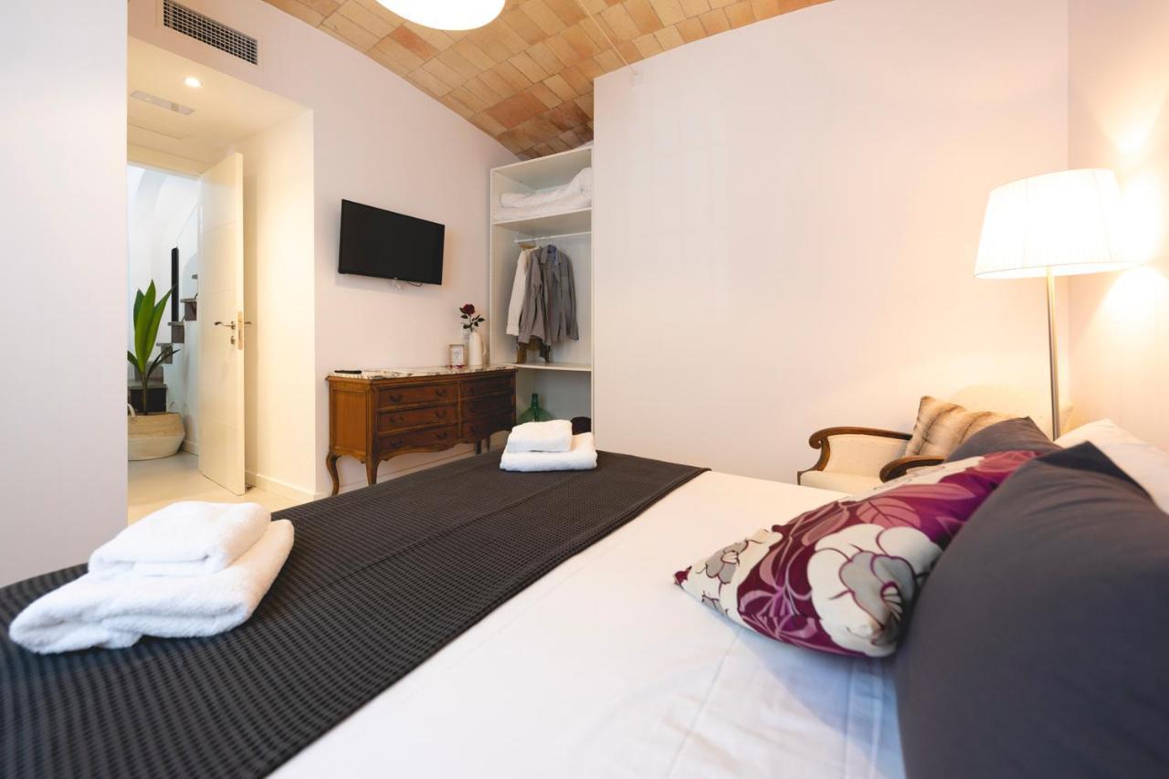 ז'ירונה Newly Renovated Room W Pool & Bikeparking מראה חיצוני תמונה
